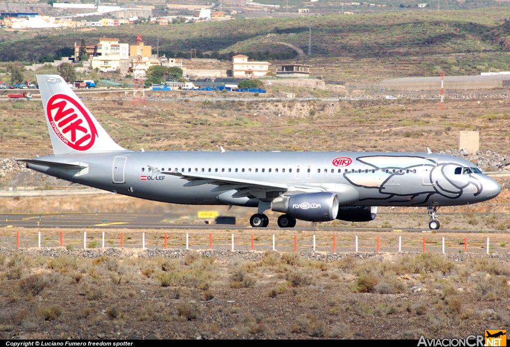OE-LEF - Airbus A320-214 - NIKI