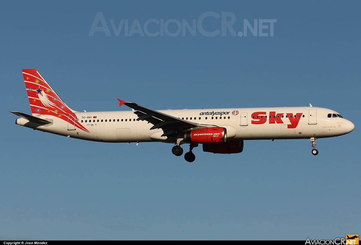 TC-SKI - Airbus A321-231 - Sky Airlines