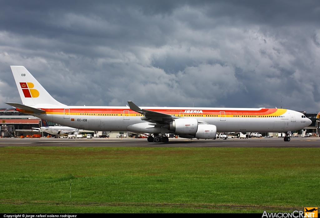 EC-IOB - Airbus A340-642 - Iberia