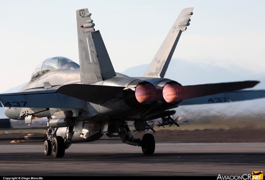 164024 - McDonnell Douglas F/A-18D Hornet - USA - Marina/NAVY