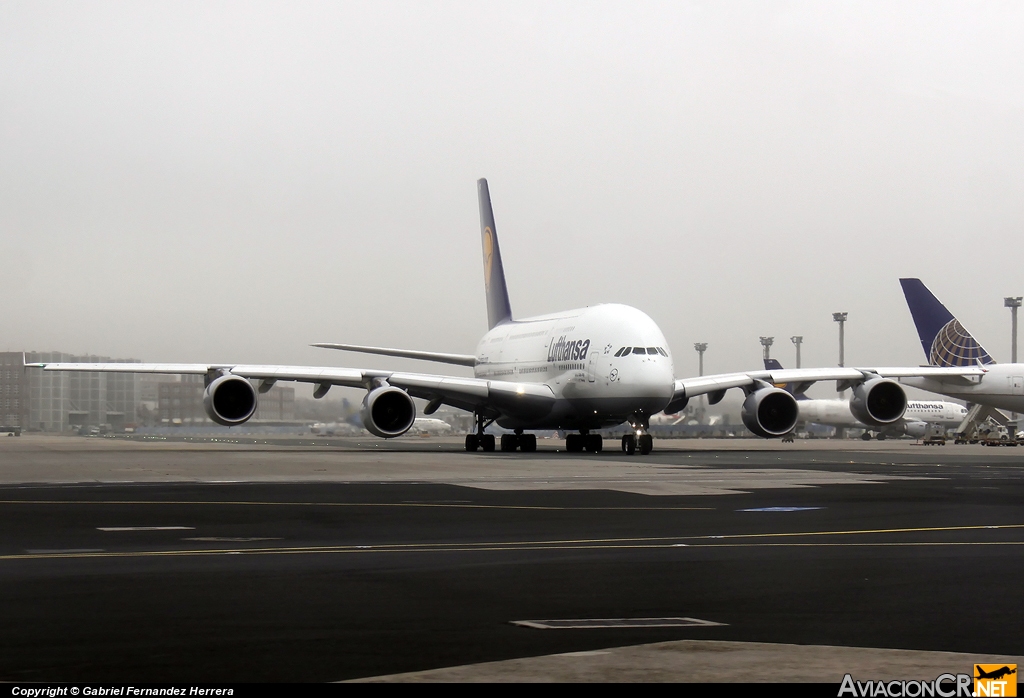 D-AIMC - Airbus A380-841 - Lufthansa