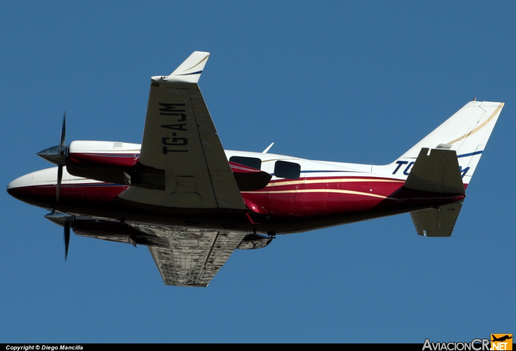TG-AJM - Piper PA-31-310 Navajo - Privado