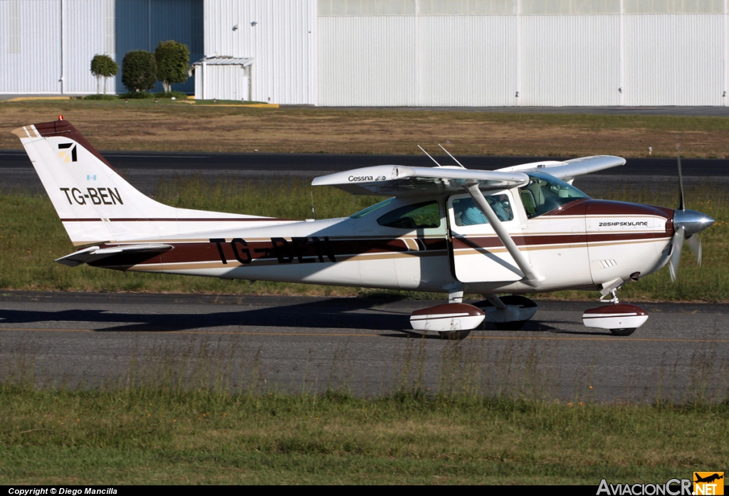 TG-BEN - Cessna 182 Skylane - Desconocida