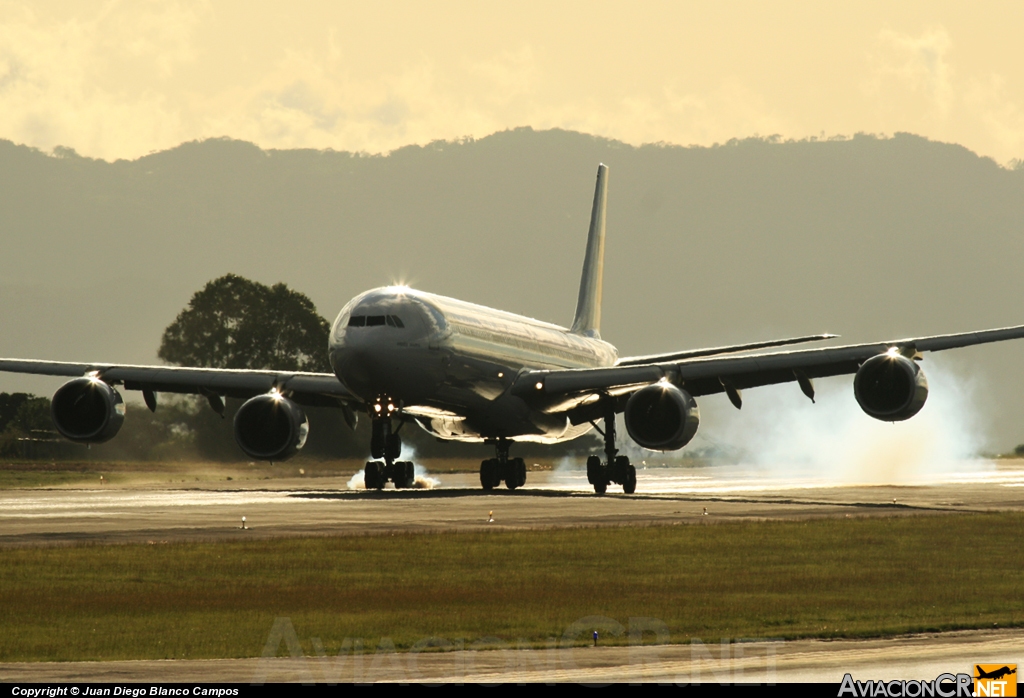 EC-IZY - Airbus A340-642 - Iberia