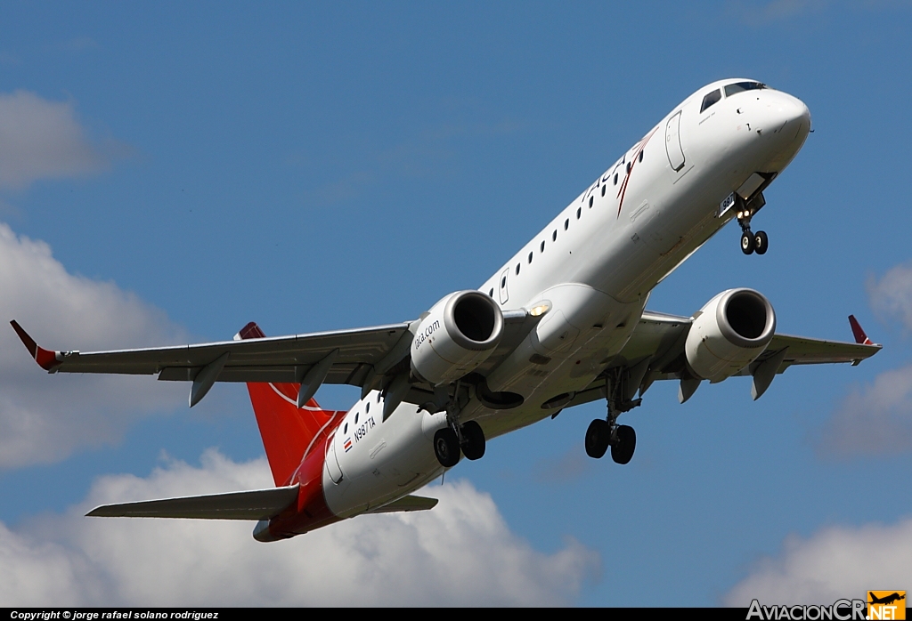 N987TA - Embraer 190-100IGW - TACA