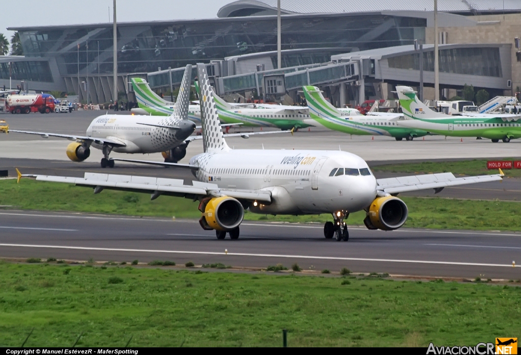 EC-HHA - Airbus A320-214 - Vueling