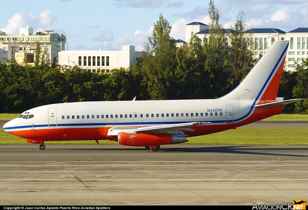 N250TR - Boeing 737-2K5(Adv) - Pace Airlines- (Hooters Air)