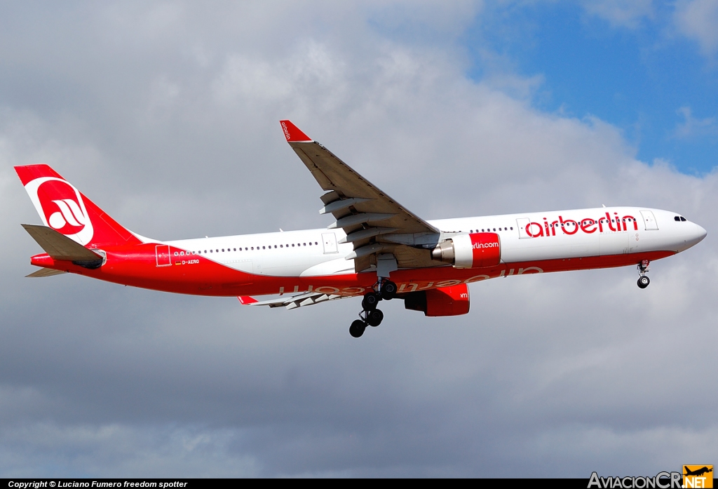 D-AERQ - Airbus A330-322 - Air Berlin