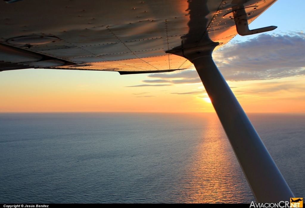 EC-JYP - Cessna 172N Skyhawk 100 II - Air Olé