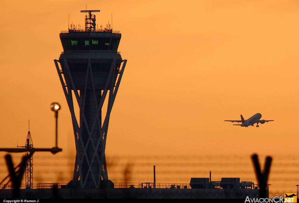 LEBL - Torre de Control - Aeropuerto