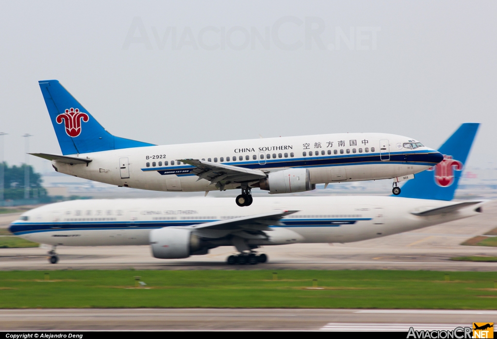B-2922 - Boeing 737-31B - China Southern Airlines