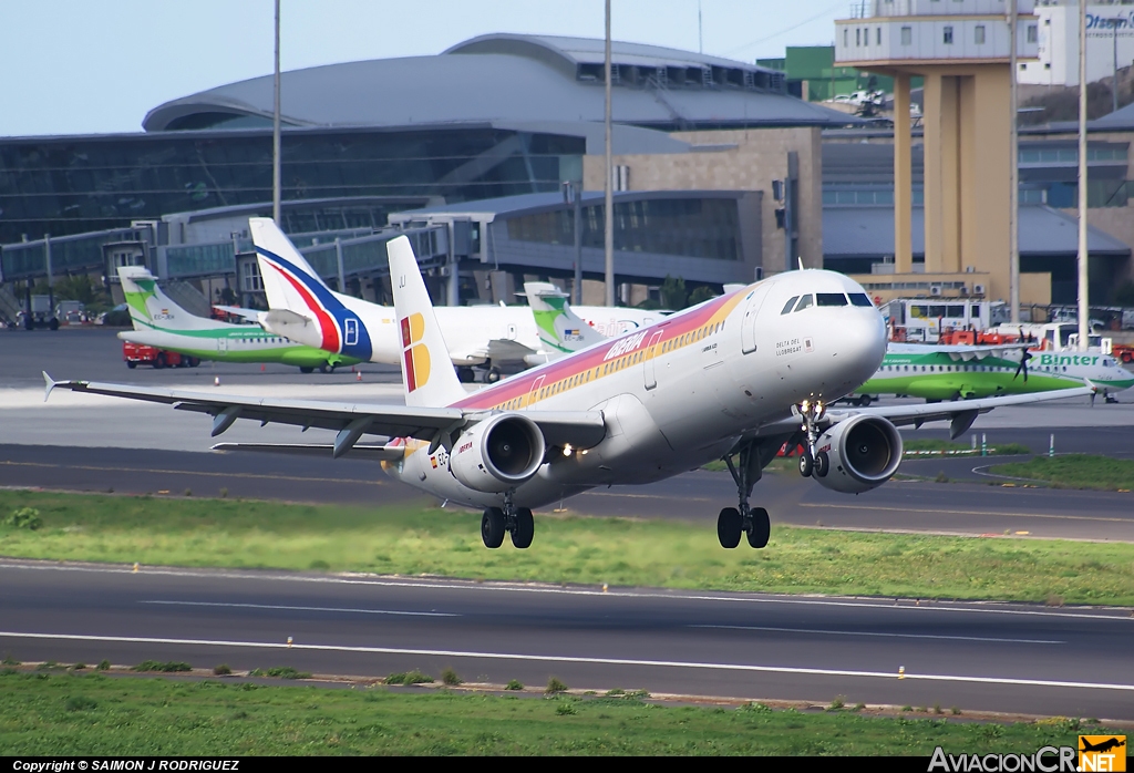 EC-JLI - Airbus A321-211 - Iberia