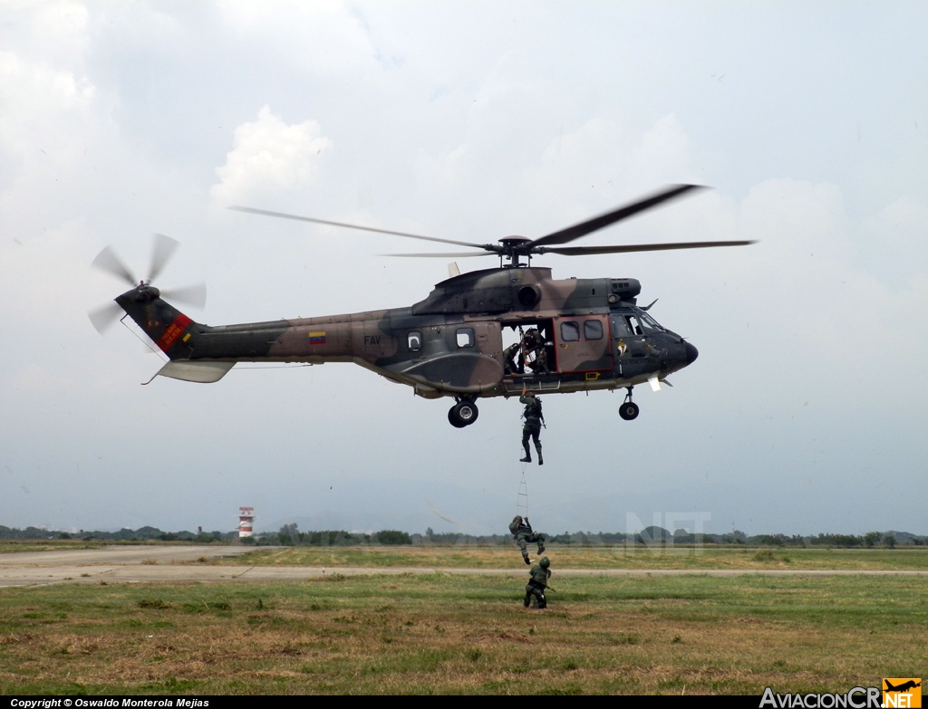 2216 - Aerospatiale AS 332B1 Super Puma - Fuerza Aérea Venezolana