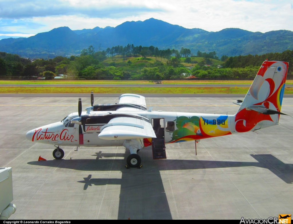 TI-BBQ - De Havilland Canada DHC-6-300 Twin Otter/VistaLiner - Nature Air