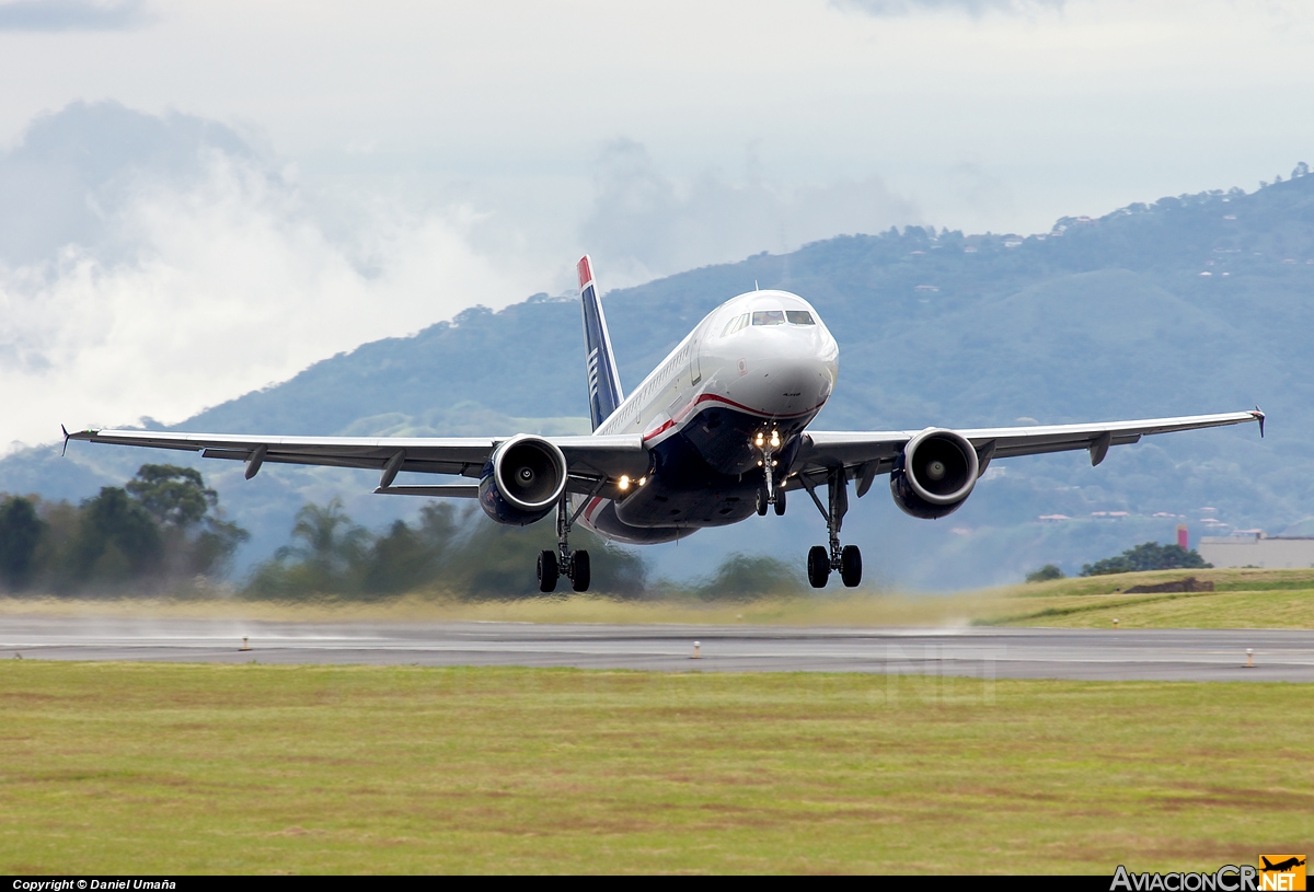 N765US - Airbus A319-112 - US Airways