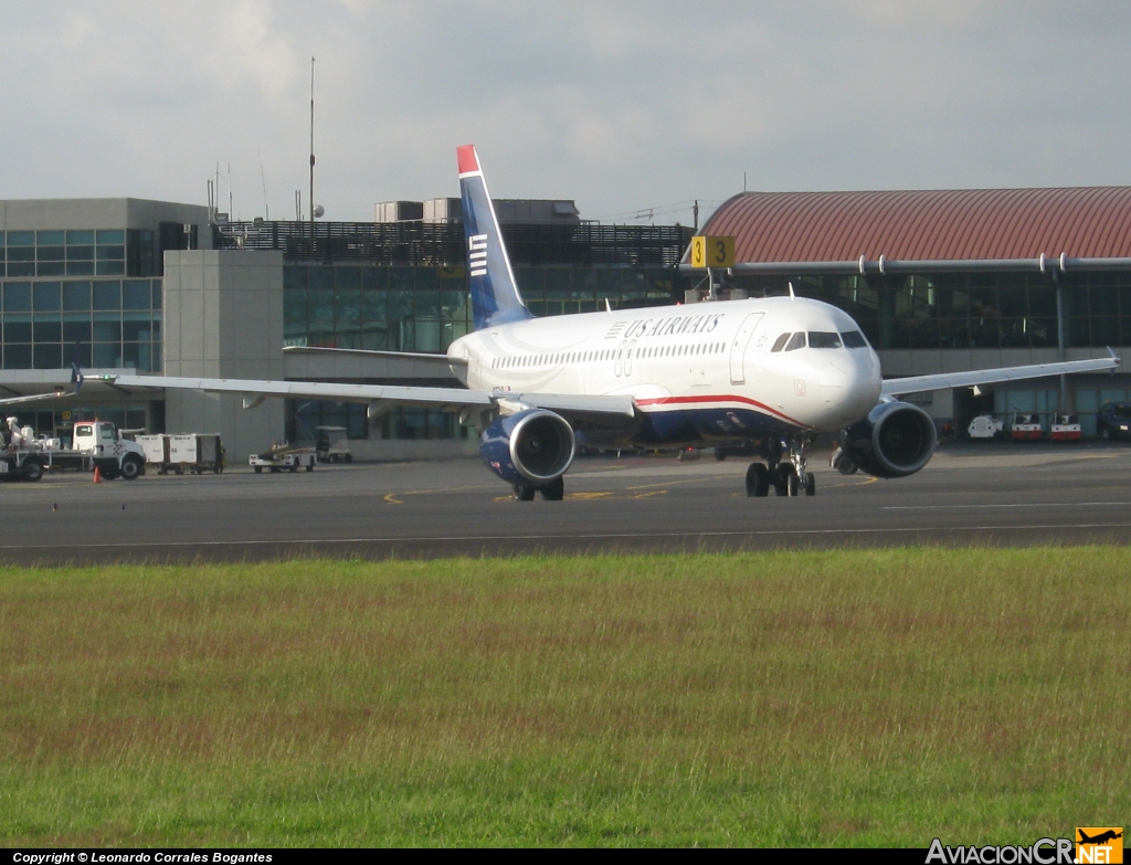 N112US - Airbus A320-214 - US Airways