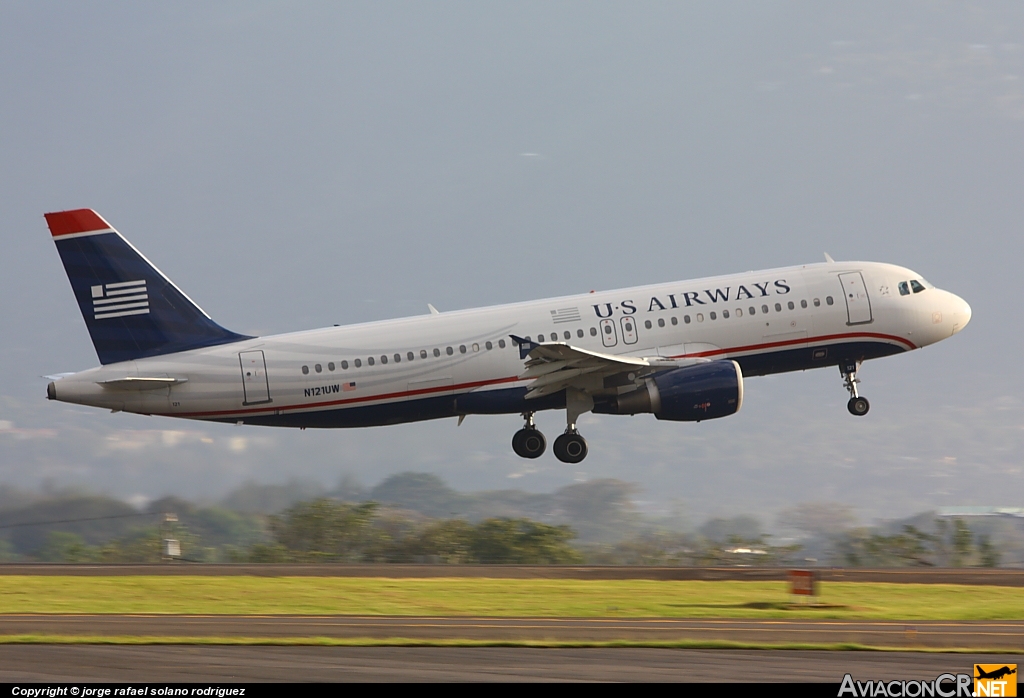 N121UW - Airbus A320-214 - US Airways