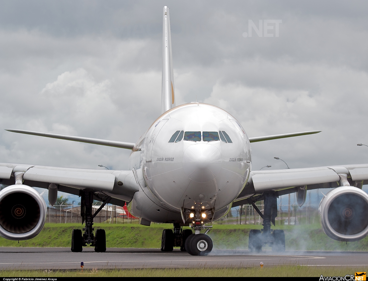 EC-JBA - Airbus A340-642 - Iberia
