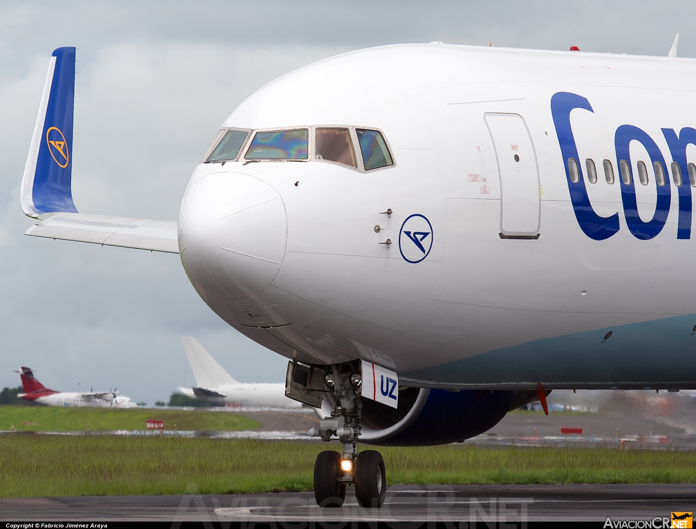 D-ABUZ - Boeing 767-330(ER) - Condor