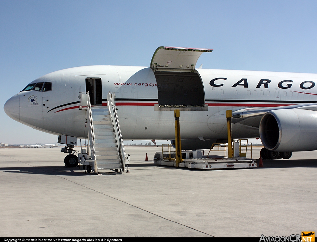 C-FMCJ - Boeing 767-223(SF) - Cargojet