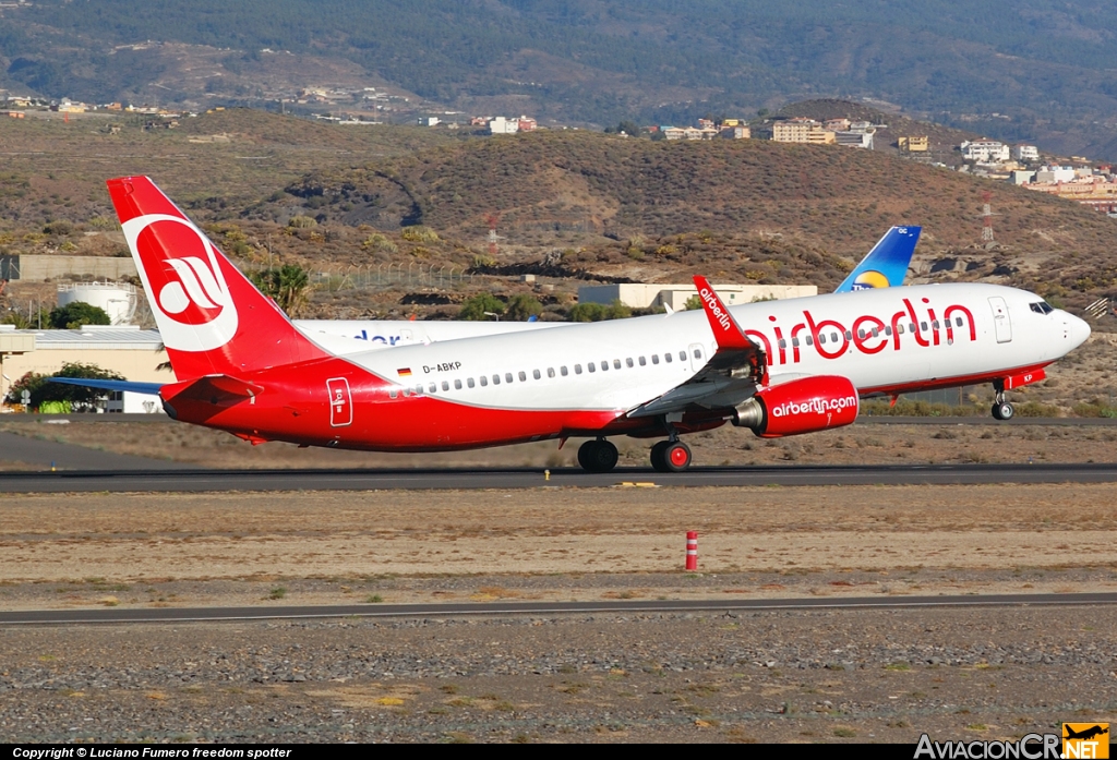 D-ABKP - Boeing 737-86J - Air Berlin