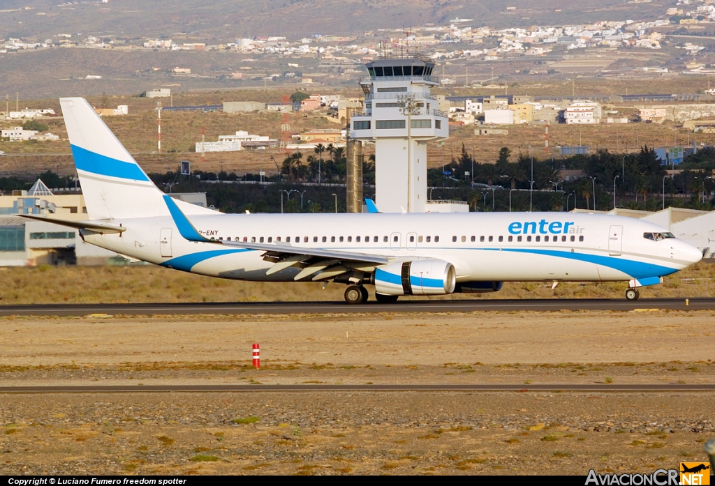 SP-ENY - Boeing 737-86N - Enter Air