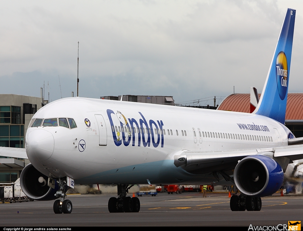 D-ABUZ - Boeing 767-330(ER) - Condor