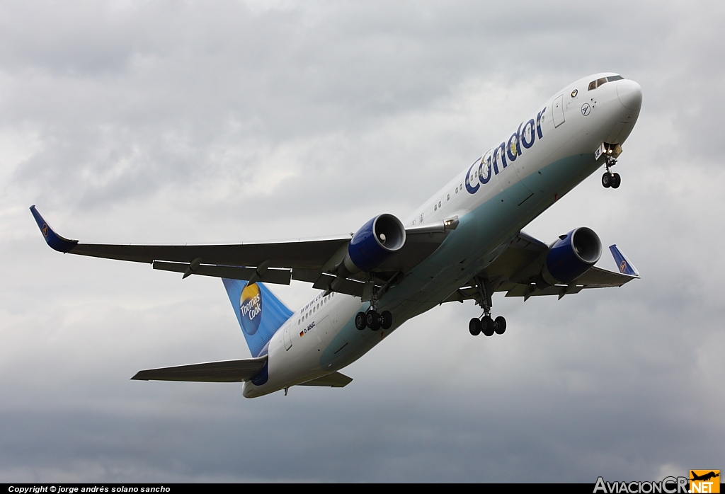 D-ABUZ - Boeing 767-330(ER) - Condor