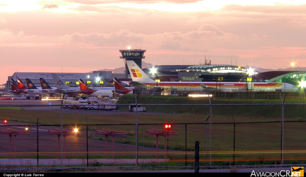 MROC - Aeropuerto - Rampa