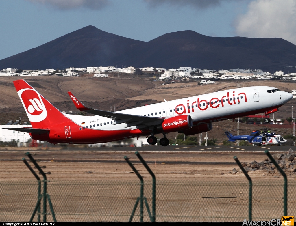 D-ABKT - Boeing 737-86J - Air Berlin