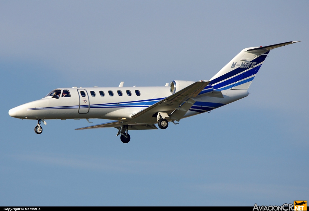 M-MIKE - Cessna 525B CitationJet 3 - Privado