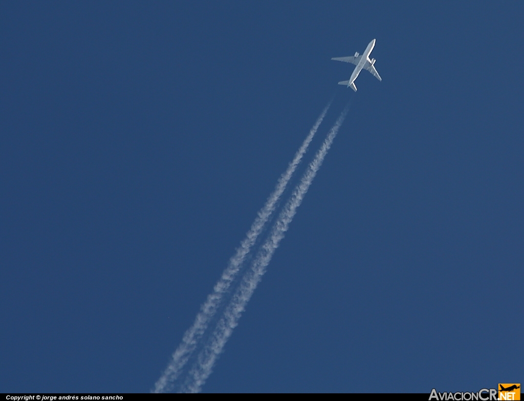 HL7574 - Boeing 777-2B5/ER - Korean Air