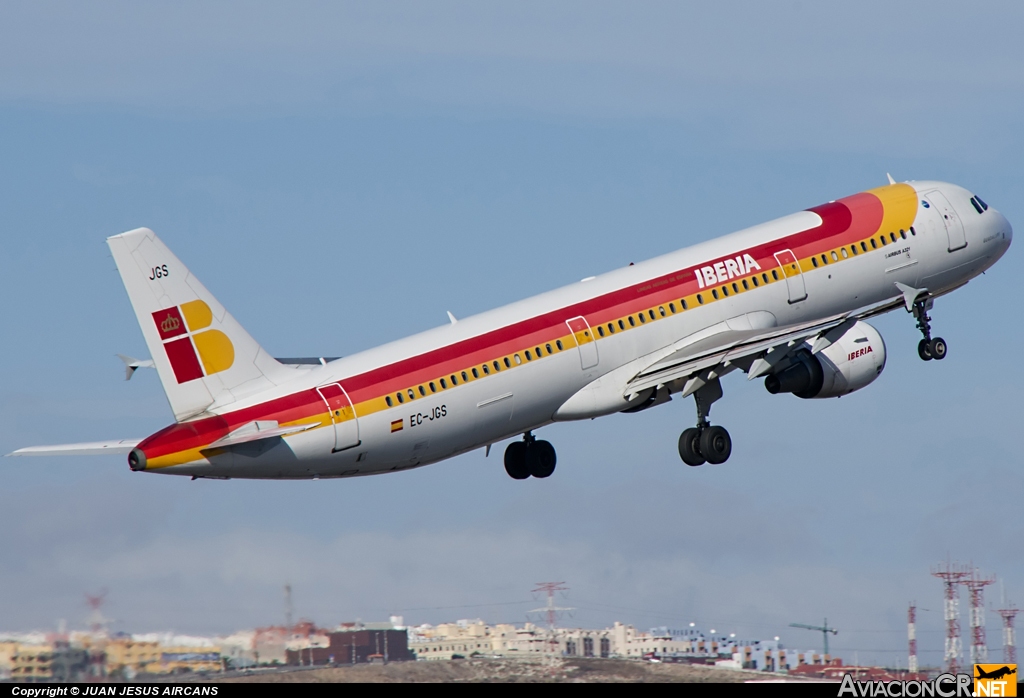 EC-JGS - Airbus A321-211 - Iberia