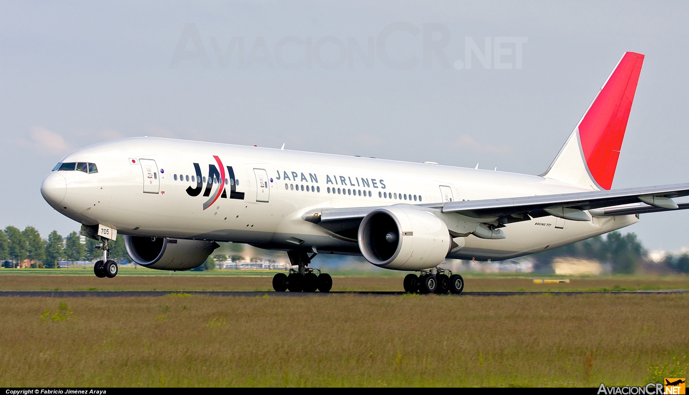 JA705J - Boeing 777-246/ER - Japan Airlines - JAL