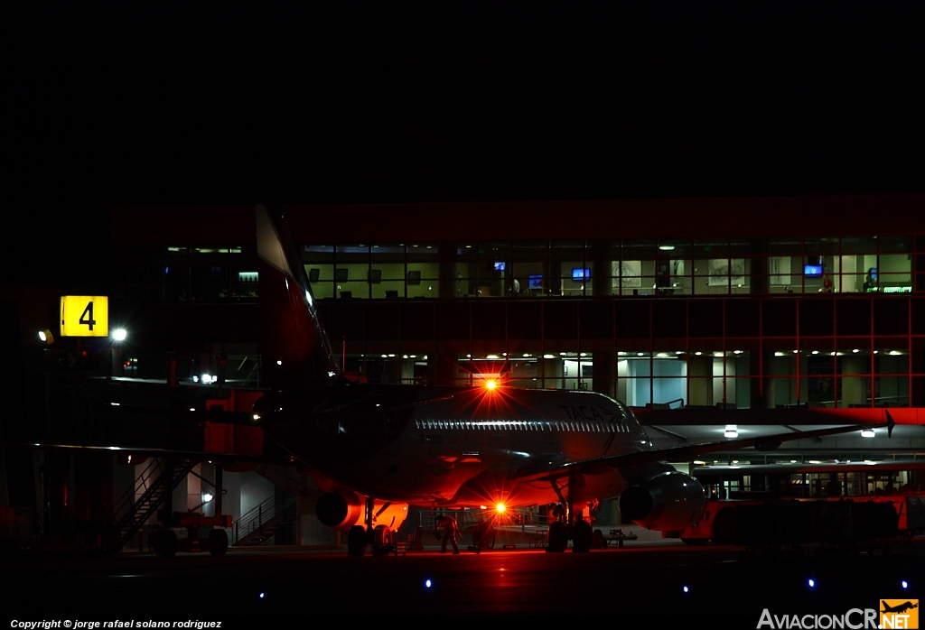 N683TA - Airbus A320-233 - TACA