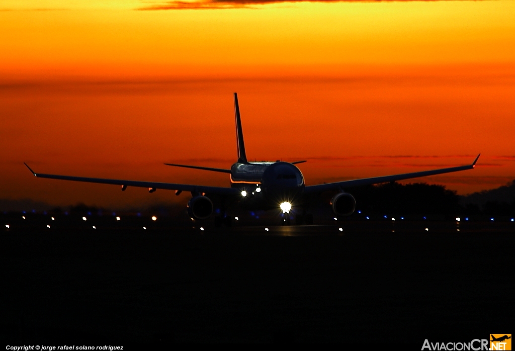 C-GTSJ - Airbus A330-243 - Air Transat