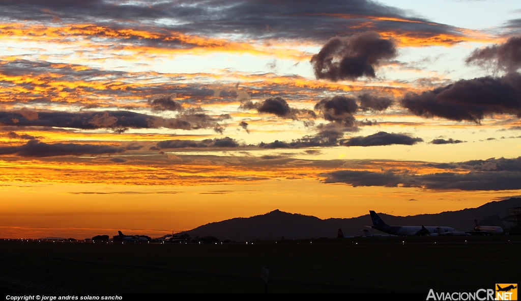 MROC - Aeropuerto - Rampa