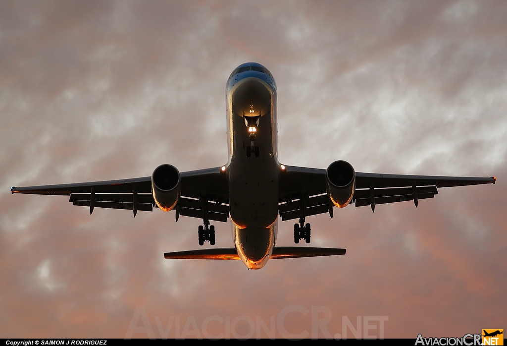 G-OOBJ - Boeing 757-2B7 - Thomson Airways
