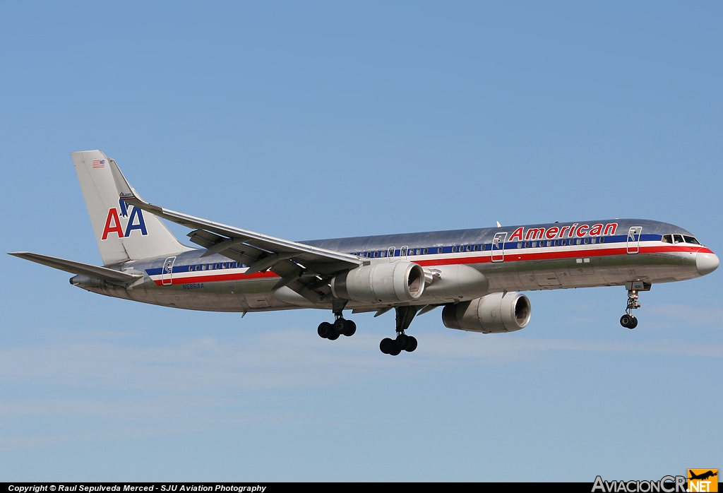 N686AA - Boeing 757-223 - American Airlines