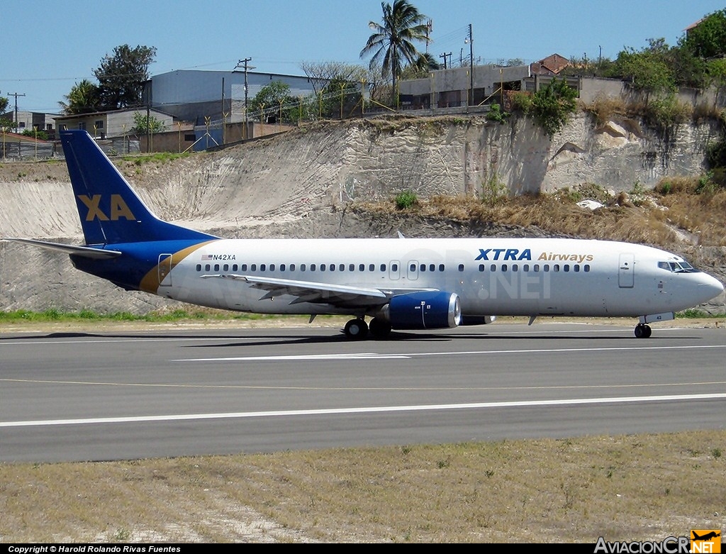 N42XA - Boeing 737-429 - Xtra Airways