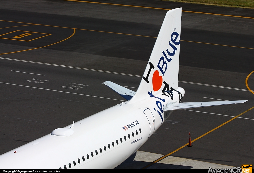 N586JB - Airbus A320-232 - Jet Blue