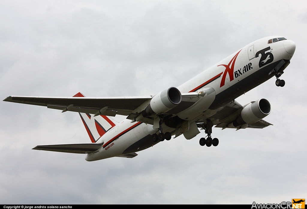 N792AX - Boeing 767-281(SF) - ABX Air
