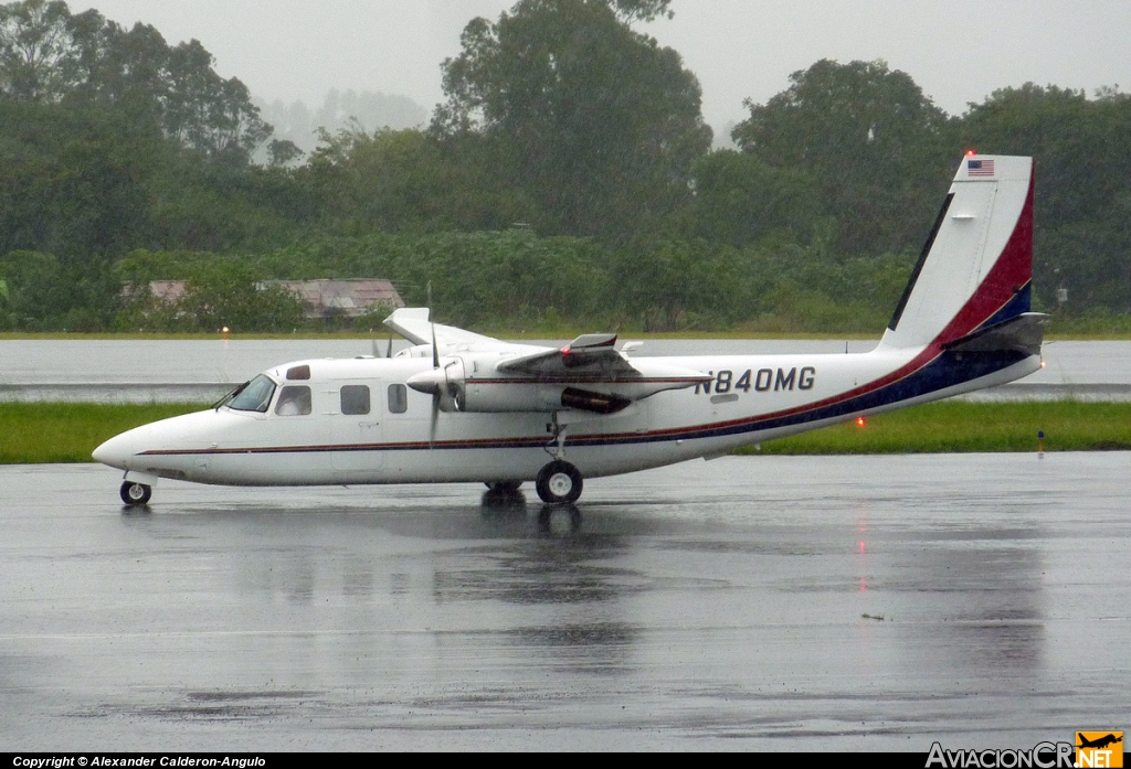 N840MG - Rockwell 690C Turbo Commander - Privado