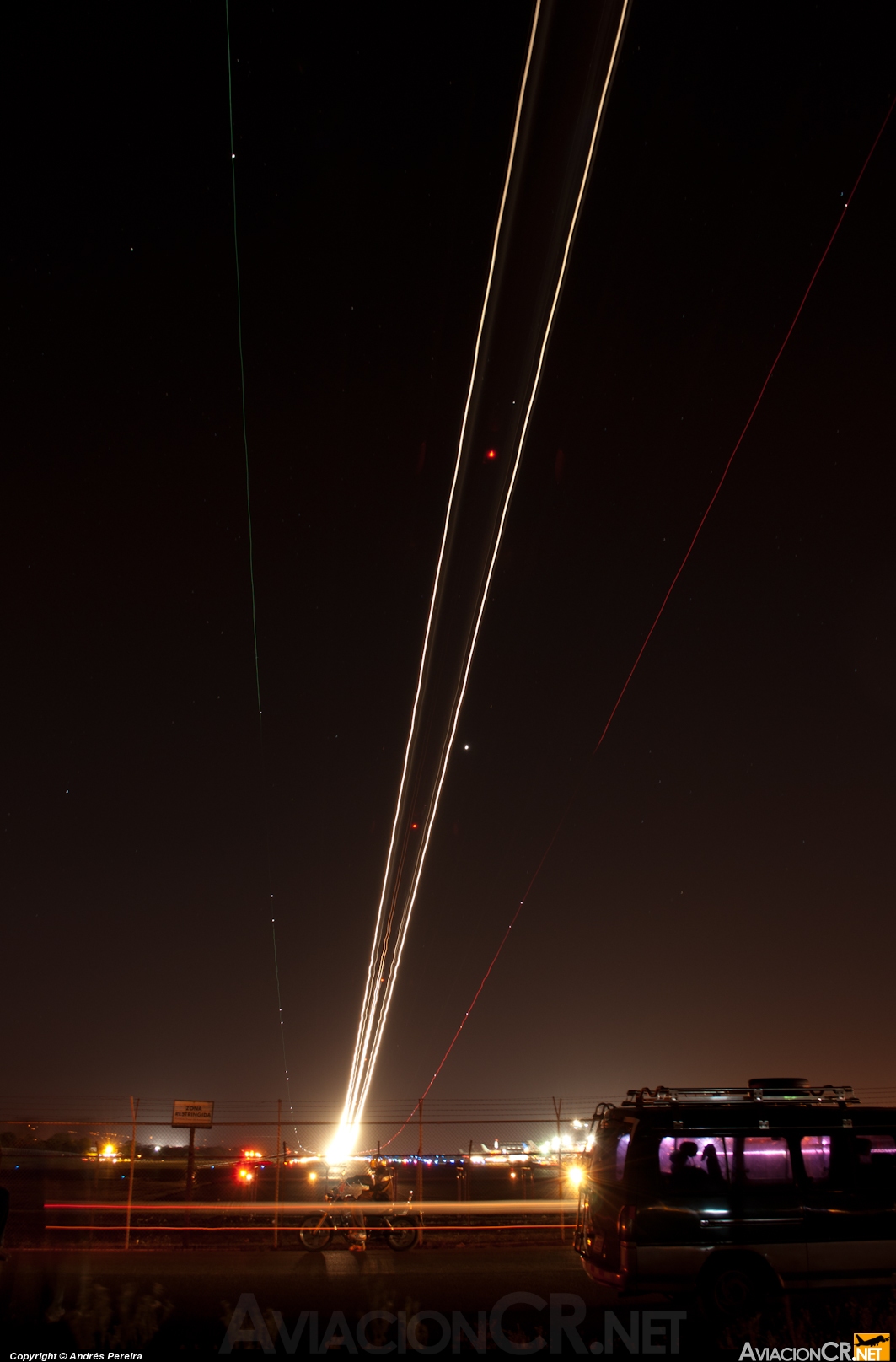 EC-IOB - Airbus A340-642 - Iberia