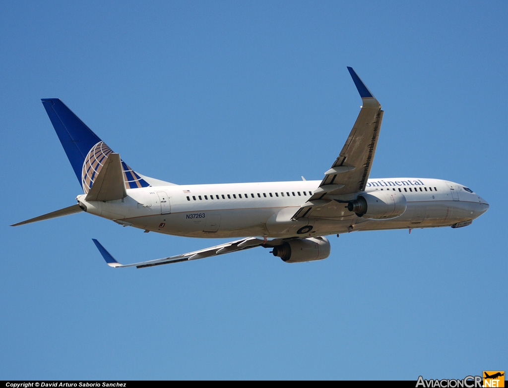N37263 - Boeing 737-824 - Continental Airlines