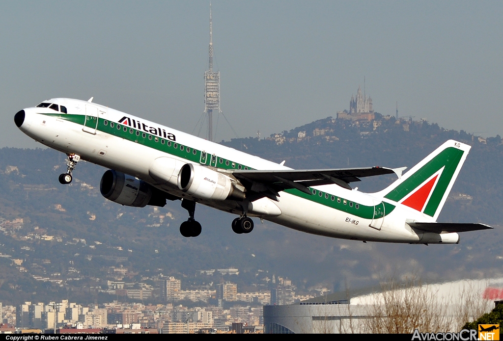 EI-IKG - Airbus A320-214 - Alitalia