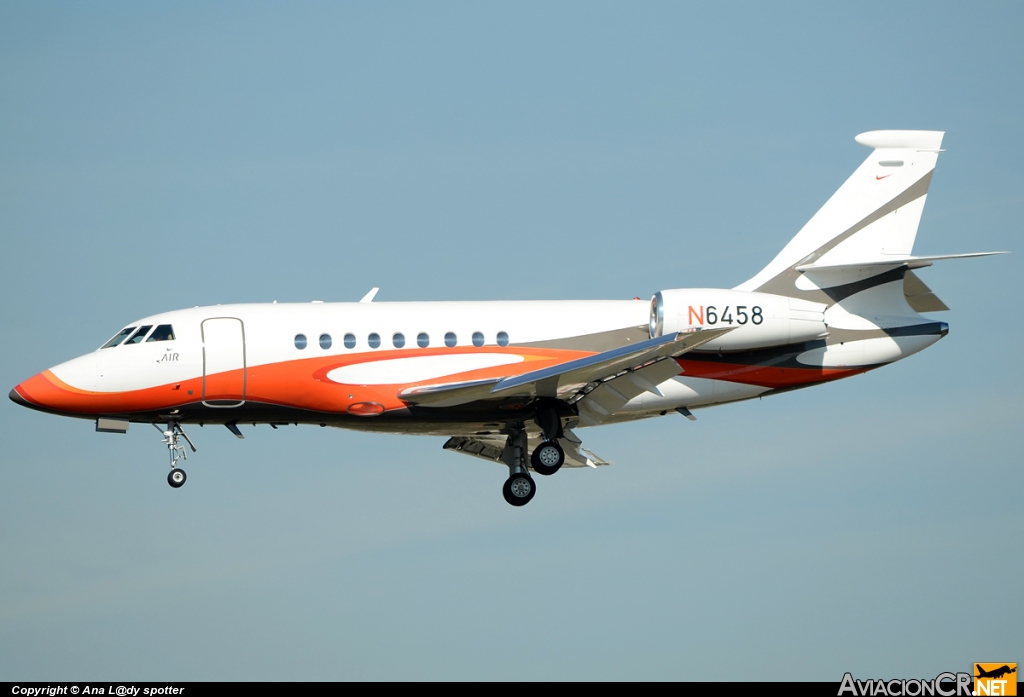 N6458 - Dassault Falcon 2000EX - Nike Inc.