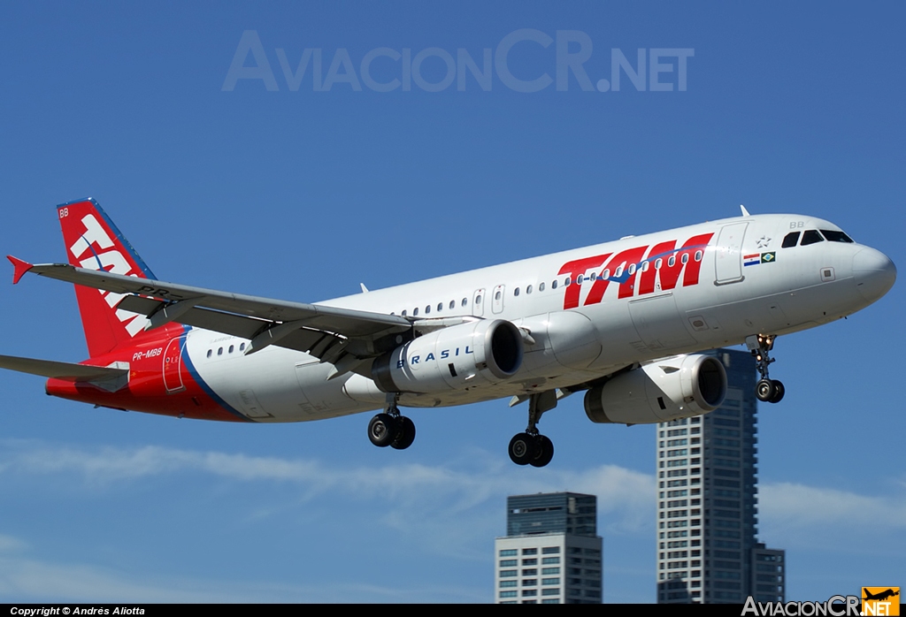 PR-MBB - Airbus A320-232 - TAM