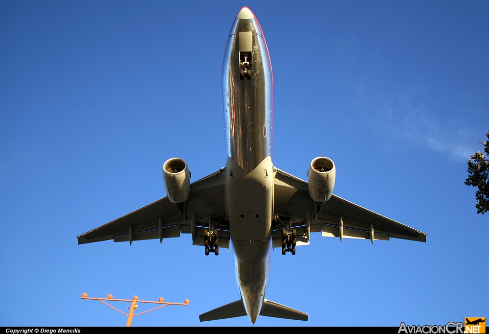 N757AN - Boeing 777-223/ER - American Airlines