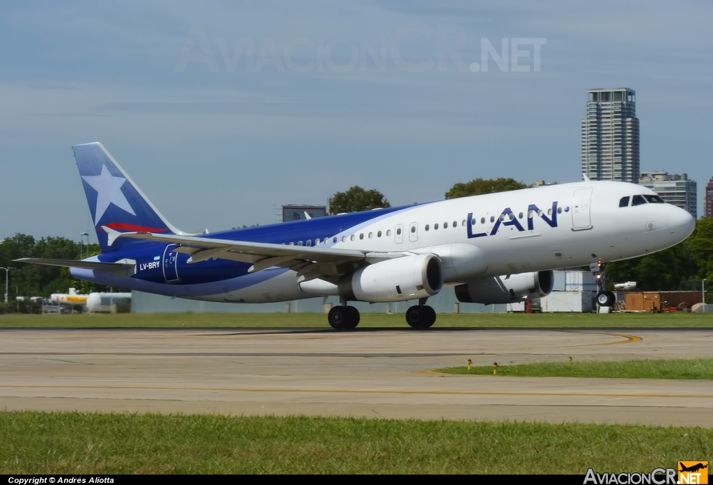 LV-BRY - Airbus A320-233 - LAN Argentina